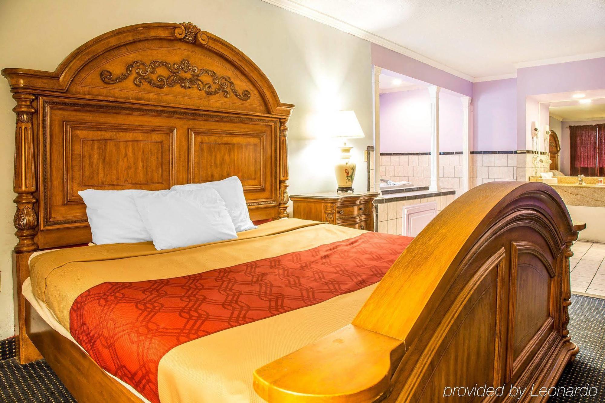 Red Carpet Inn נורווק מראה חיצוני תמונה